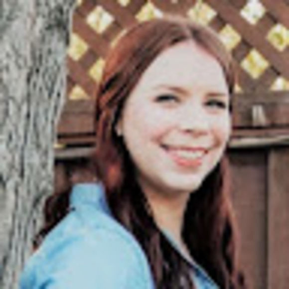 Meet your Posher, Ashley - Picture 1 of 1